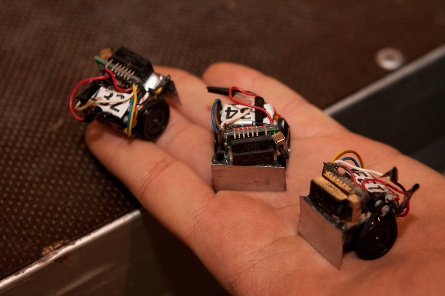 Obr. Nano roboty v kategorii sumo